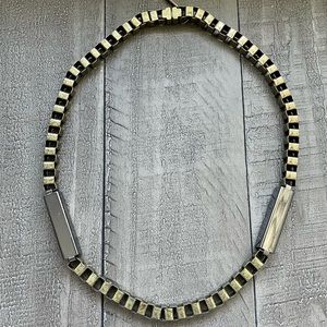 Jewel Mint Necklace - magnet closure